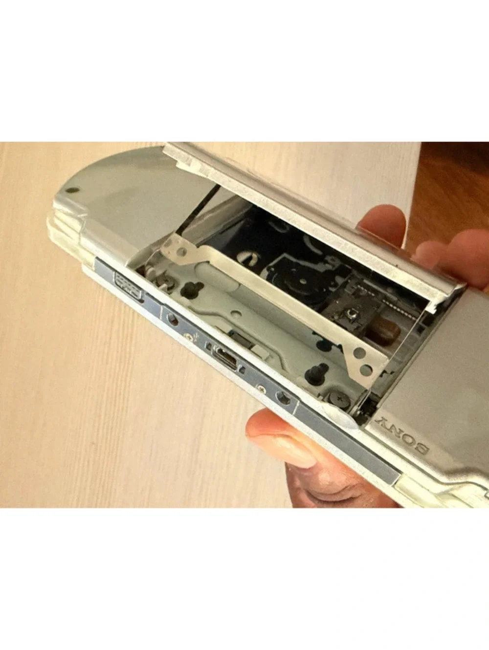 Sony PSP 2001 (silver)